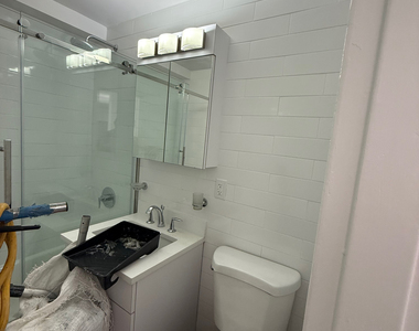 240 East 82nd Street - Photo Thumbnail 7