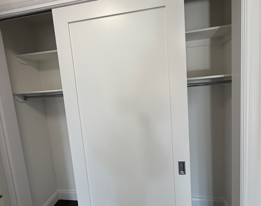 240 East 82nd Street - Photo Thumbnail 6