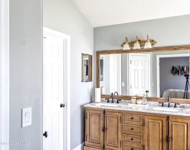 11536 Summer Haven Boulevard N - Photo Thumbnail 5