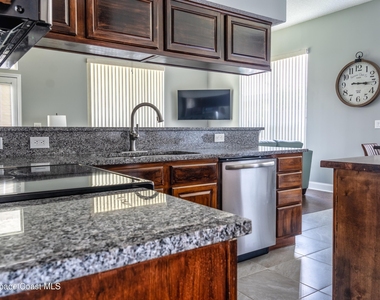 11536 Summer Haven Boulevard N - Photo Thumbnail 18
