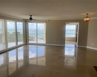 1180 Gulf Boulevard - Photo Thumbnail 3