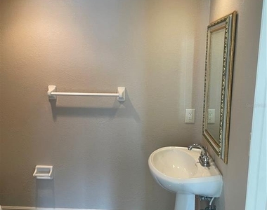 1180 Gulf Boulevard - Photo Thumbnail 25