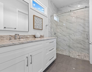 107 12th Street - Photo Thumbnail 28