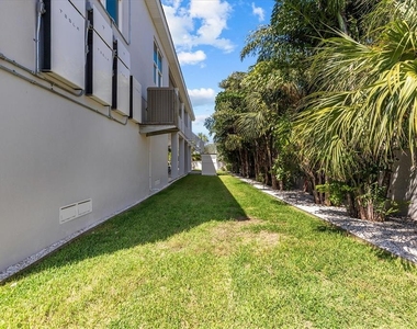 107 12th Street - Photo Thumbnail 48