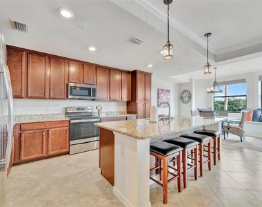 17118 Vardon Terrace - Photo Thumbnail 3