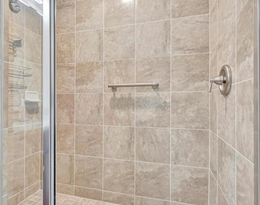 17118 Vardon Terrace - Photo Thumbnail 10