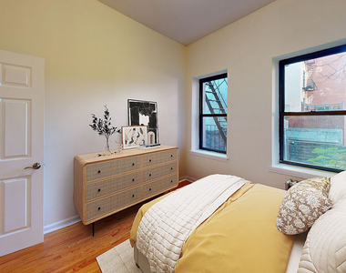 212 Grand Street - Photo Thumbnail 1