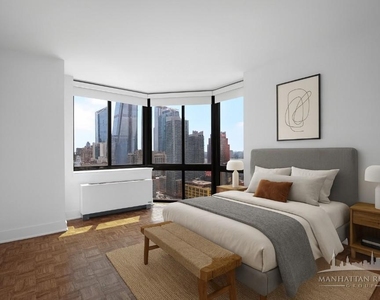 W 42nd St - Photo Thumbnail 3