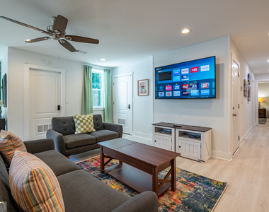 2617 Caladium Drive Ne - Photo Thumbnail 7