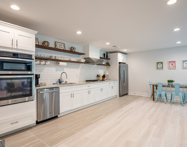 2617 Caladium Drive Ne - Photo Thumbnail 2