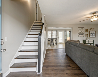 23 Magnolia Court Ne - Photo Thumbnail 4