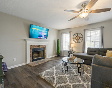 23 Magnolia Court Ne - Photo Thumbnail 6