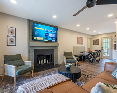 21 Magnolia Court Ne - Photo Thumbnail 4