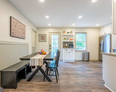 21 Magnolia Court Ne - Photo Thumbnail 1