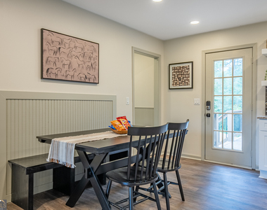 21 Magnolia Court Ne - Photo Thumbnail 6