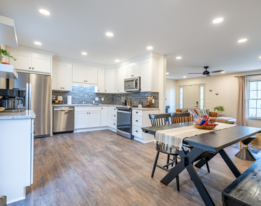 21 Magnolia Court Ne - Photo Thumbnail 10