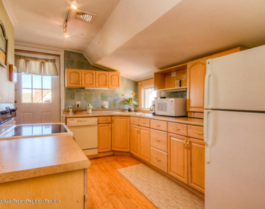 11 Pitman Avenue - Photo Thumbnail 19