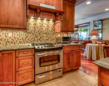 11 Pitman Avenue - Photo Thumbnail 5