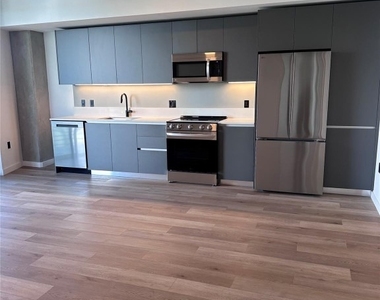 307 Sw 5th Street - Photo Thumbnail 5