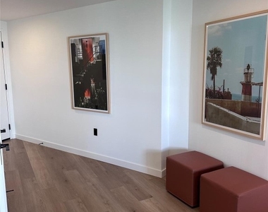 307 Sw 5th Street - Photo Thumbnail 1
