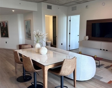307 Sw 5th Street - Photo Thumbnail 4