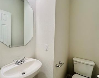 5644 Salt Springs Drive - Photo Thumbnail 32