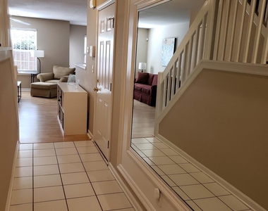 10643 Greyhound Drive - Photo Thumbnail 11