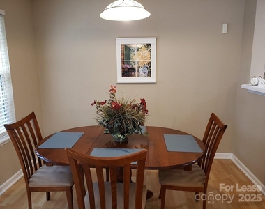 10643 Greyhound Drive - Photo Thumbnail 8