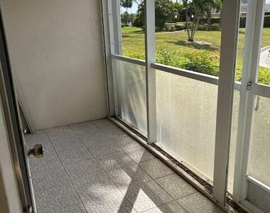 2616 Garden Drive N - Photo Thumbnail 11