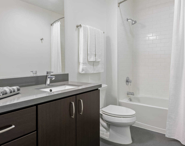 16175 Cleveland Street - Photo Thumbnail 15