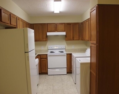 203 E Ransom Street - Photo Thumbnail 1