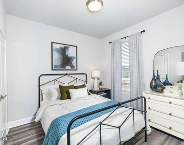 1103 Alfonso Lane - Photo Thumbnail 11