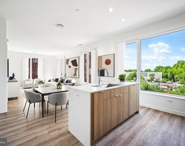 5300 Wisconsin Avenue Nw - Photo Thumbnail 7