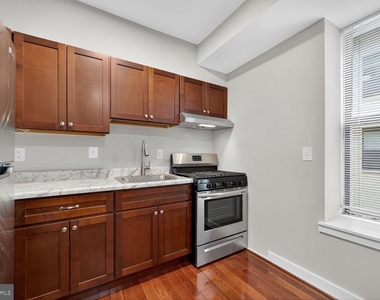 1440 W Street Nw - Photo Thumbnail 8