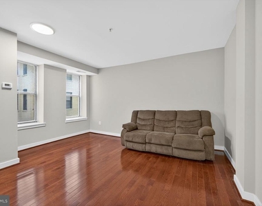 1440 W Street Nw - Photo Thumbnail 1