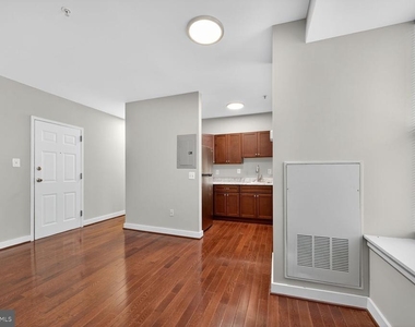 1440 W Street Nw - Photo Thumbnail 4