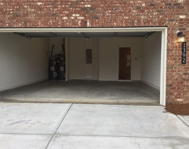1392 Weatherbrook Circle - Photo Thumbnail 14