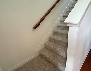 1392 Weatherbrook Circle - Photo Thumbnail 5