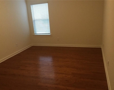 1392 Weatherbrook Circle - Photo Thumbnail 7