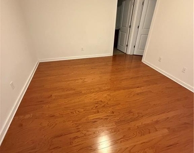 1392 Weatherbrook Circle - Photo Thumbnail 11