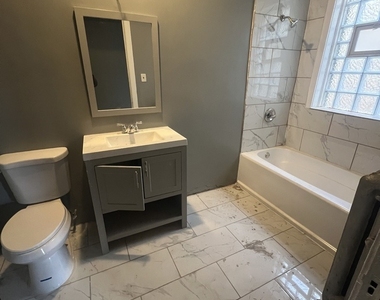 4956 S Michigan Avenue - Photo Thumbnail 4