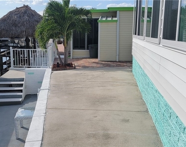 4701 Kahlua Lane - Photo Thumbnail 3