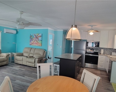 4701 Kahlua Lane - Photo Thumbnail 10