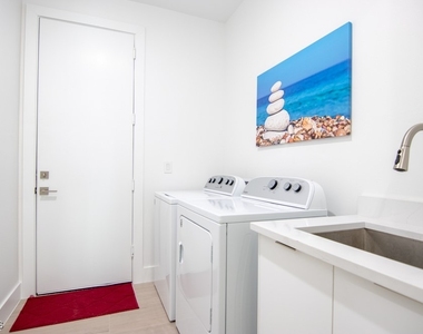 3507 Sw 2nd Avenue - Photo Thumbnail 14