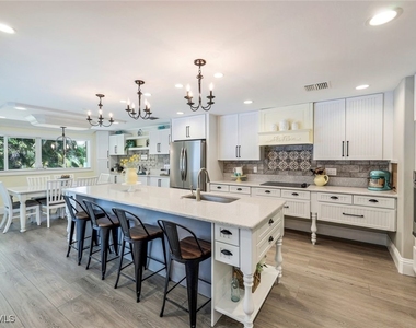 723 Willowhead Drive - Photo Thumbnail 4