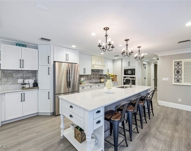 723 Willowhead Drive - Photo Thumbnail 7