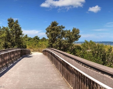 2555 Seychelles Drive - Photo Thumbnail 26