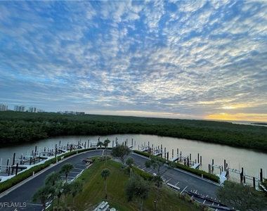 13105 Vanderbilt Drive - Photo Thumbnail 4