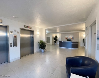 13105 Vanderbilt Drive - Photo Thumbnail 12