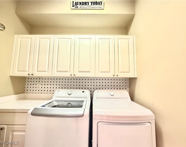 6325 Wilshire Pines Circle - Photo Thumbnail 18